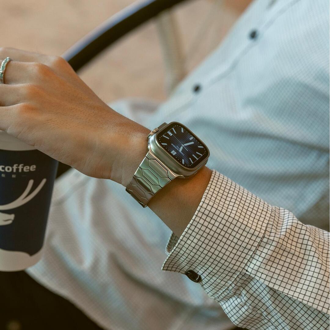 Luxe Stainless Steel Band For Apple Watch